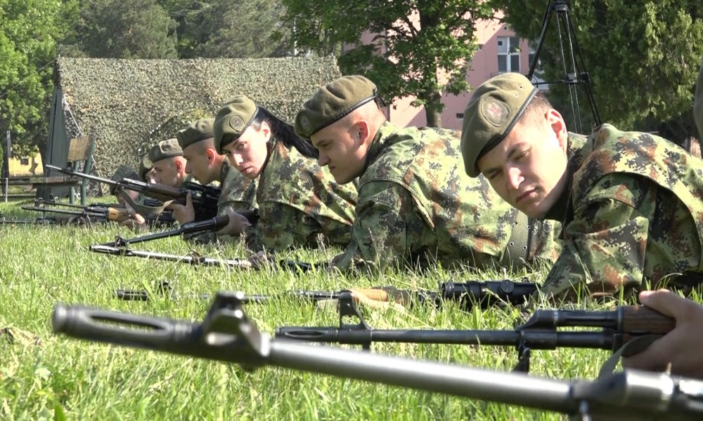 Obavezan vojni rok - hoće li dva i po meseca biti dovoljno za obuku i odrastanje