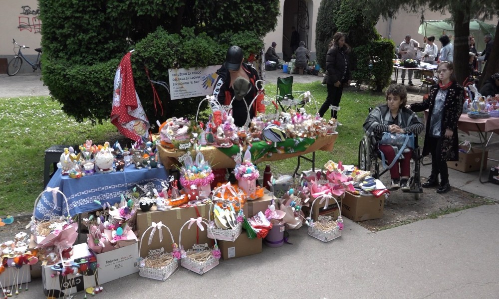 Uskršnja prodaja Udruženja "Osmi dan"