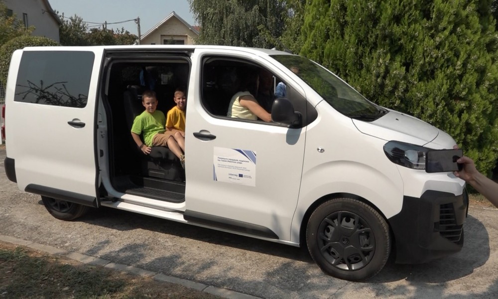 Mostovi prijateljstva - Nova vozila za vrtić i školu